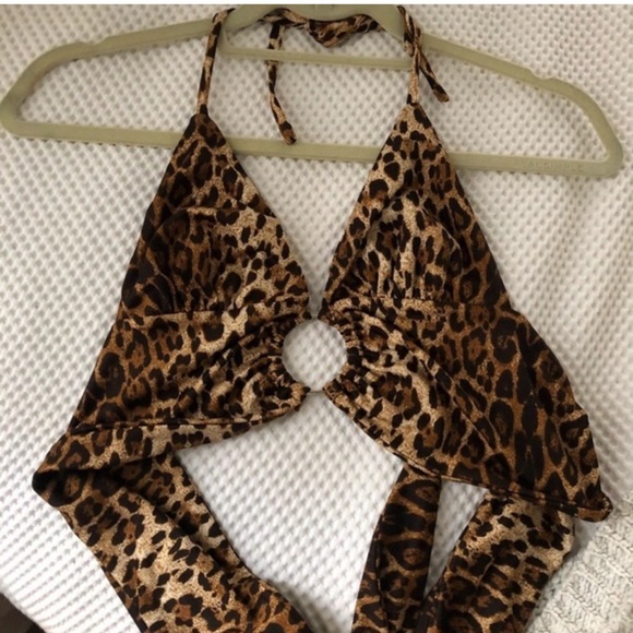 I am Gia Kiki leopard top :) - Picture 2 of 2